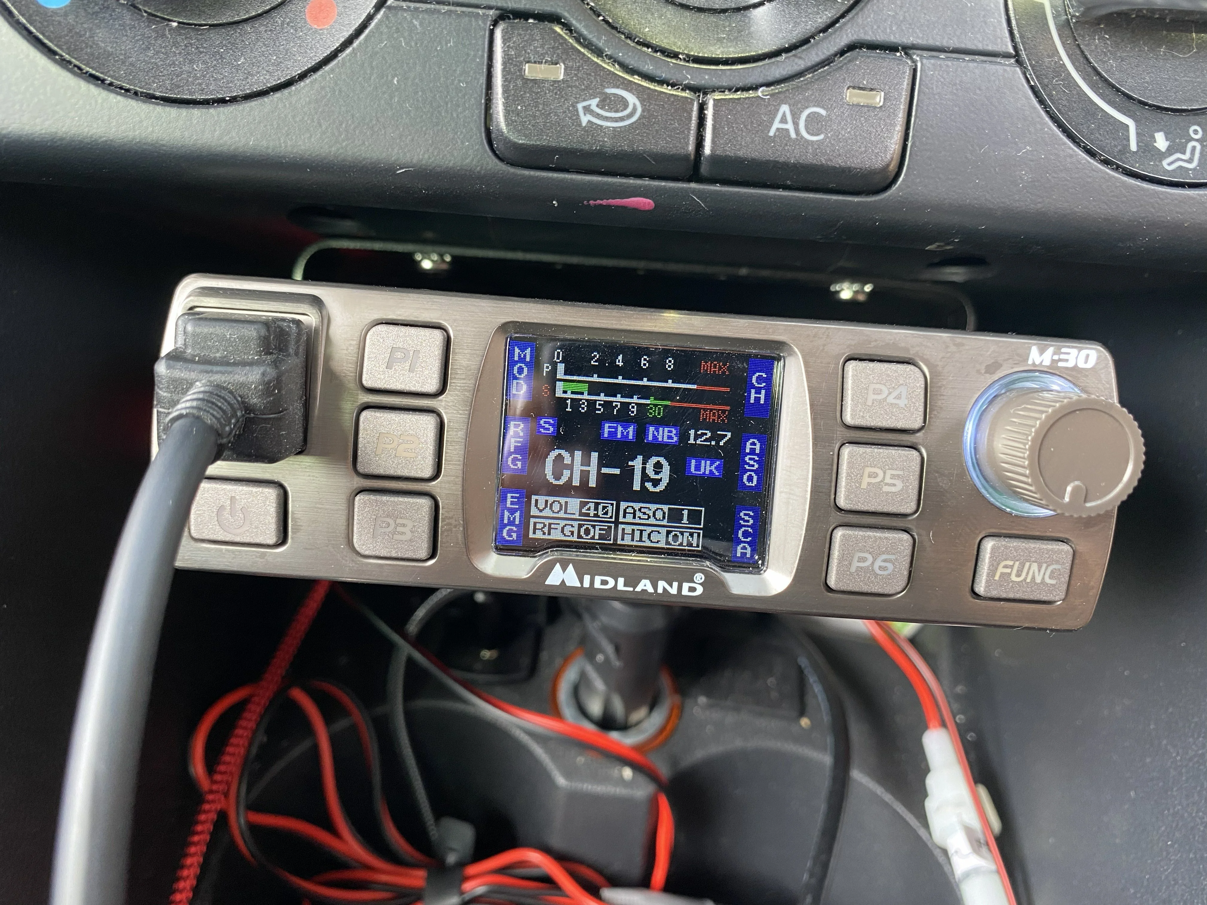 Midland M-30 CB radio